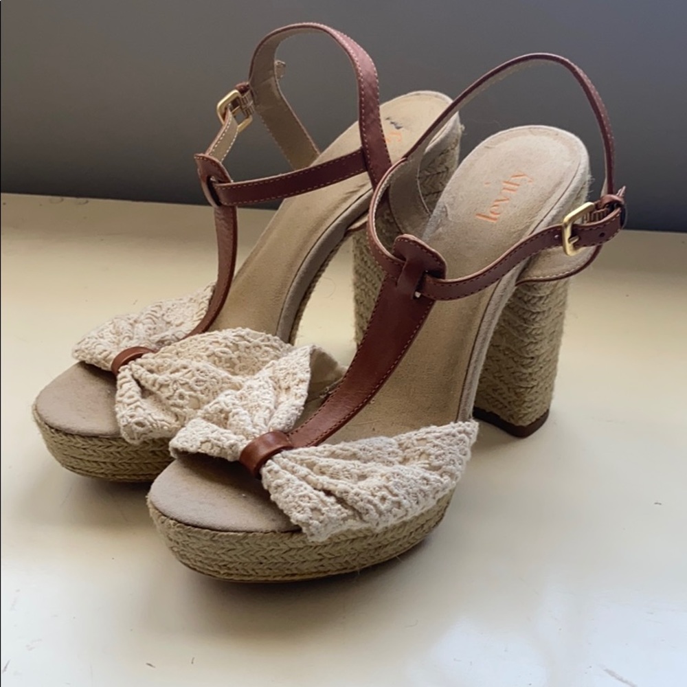 Summer lovin’ heels